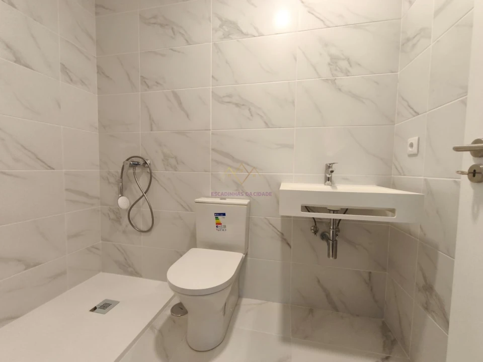 Apartamento T2 para Venda em Camarate, Unhos e Apelação Foto 22