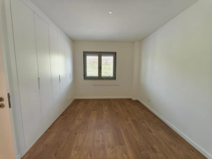 Apartamento T2 para Venda em Camarate, Unhos e Apelação Foto 22