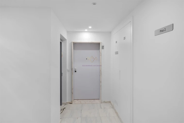 Apartamento T2 para Venda em Camarate, Unhos e Apelação Foto 29