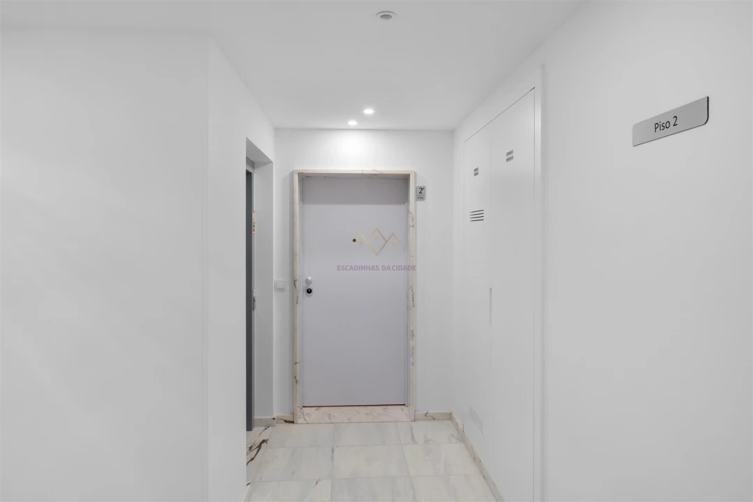 Apartamento T2 para Venda em Camarate, Unhos e Apelação Foto 29