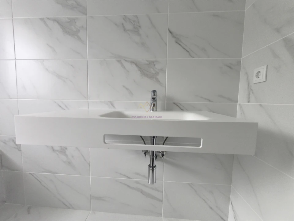 Apartamento T2 para Venda em Camarate, Unhos e Apelação Foto 20