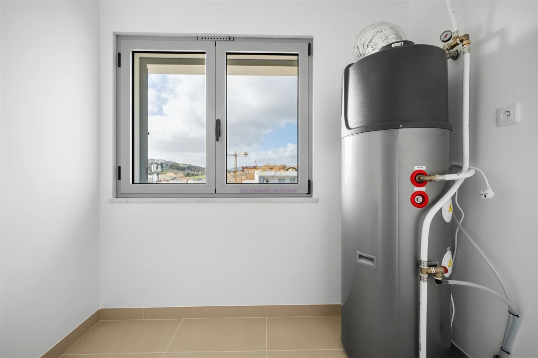 Apartamento T2 para Venda em Camarate, Unhos e Apelação Foto 12