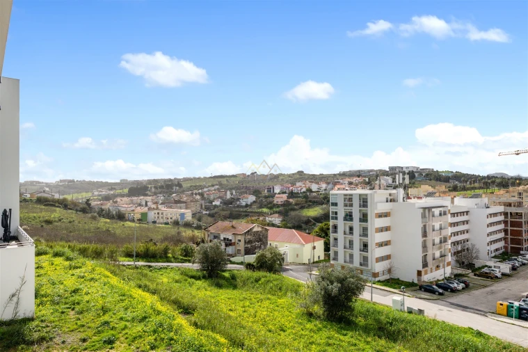 Apartamento T2 para Venda em Camarate, Unhos e Apelação Foto 28