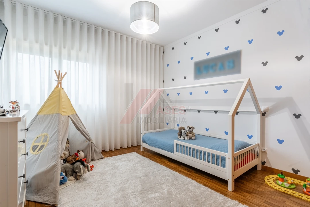 Moradia T3 para Venda em Golães Foto 15