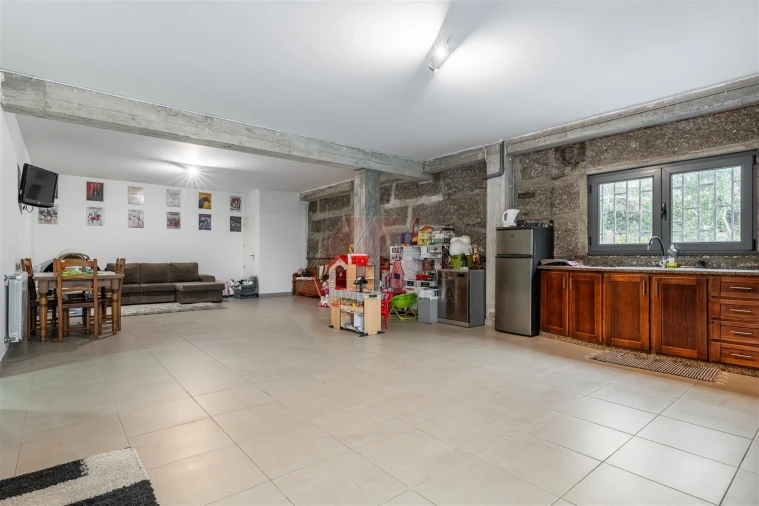 Moradia T3 para Venda em Golães Foto 20