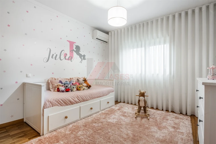 Moradia T3 para Venda em Golães Foto 17