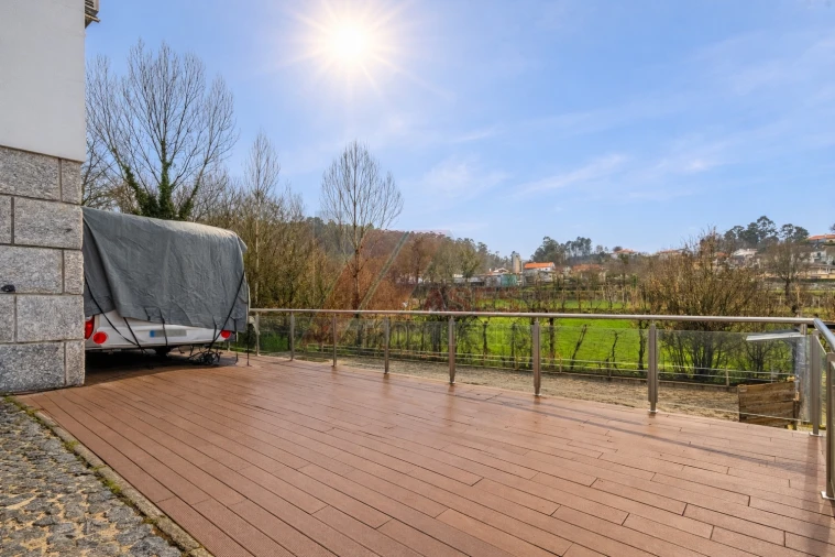 Moradia T3 para Venda em Golães Foto 25