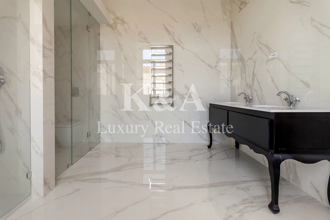 Moradia T6 para Venda em Cedofeita, Santo Ildefonso, Sé, Miragaia, São Nicolau e Vitória Foto 9