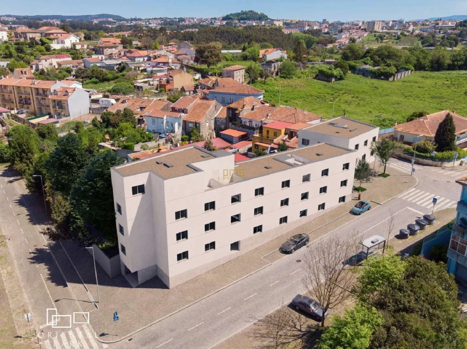 Apartamento T2 para Venda em Campanhã Foto 1