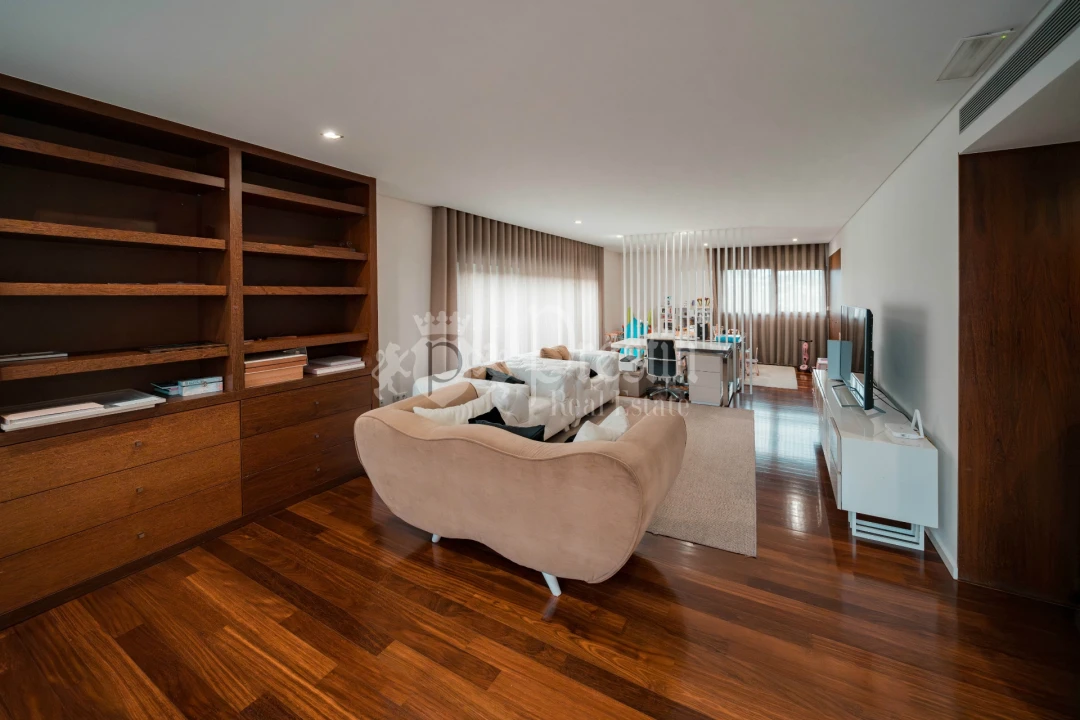 Moradia T4 para Venda em Aldão Foto 24