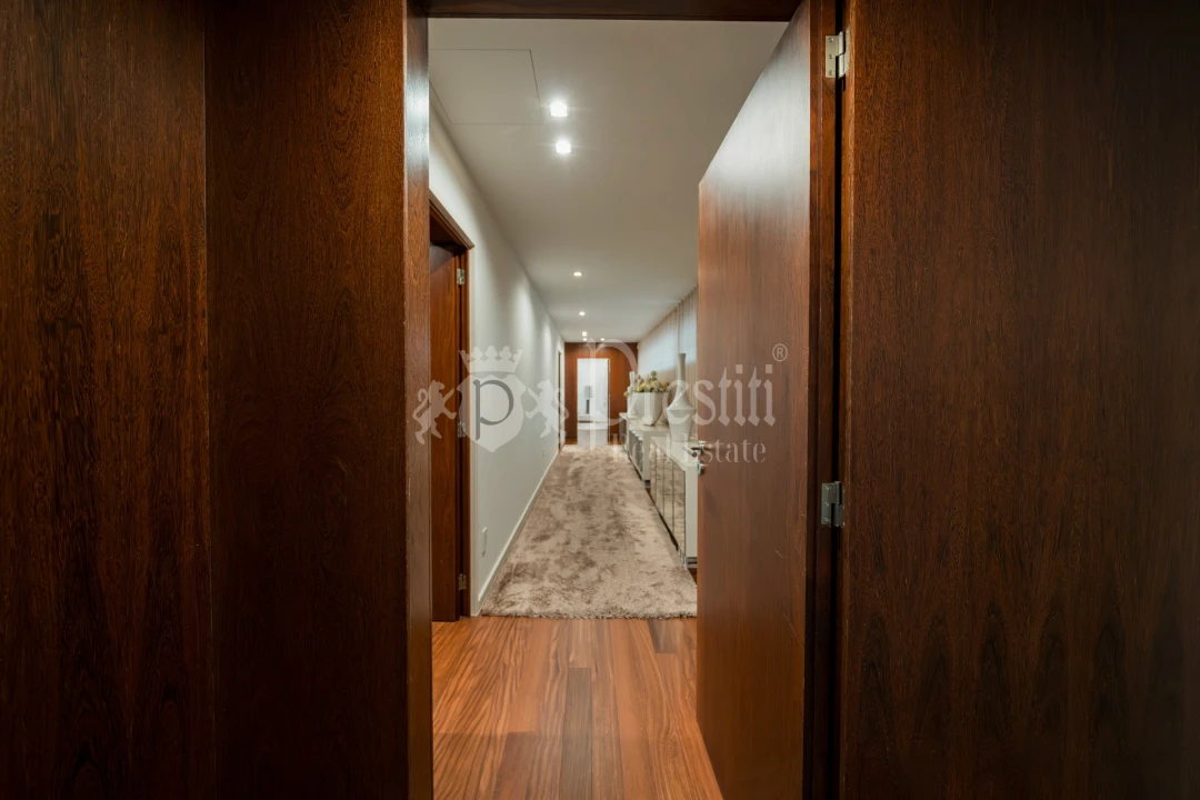 Moradia T4 para Venda em Aldão Foto 29