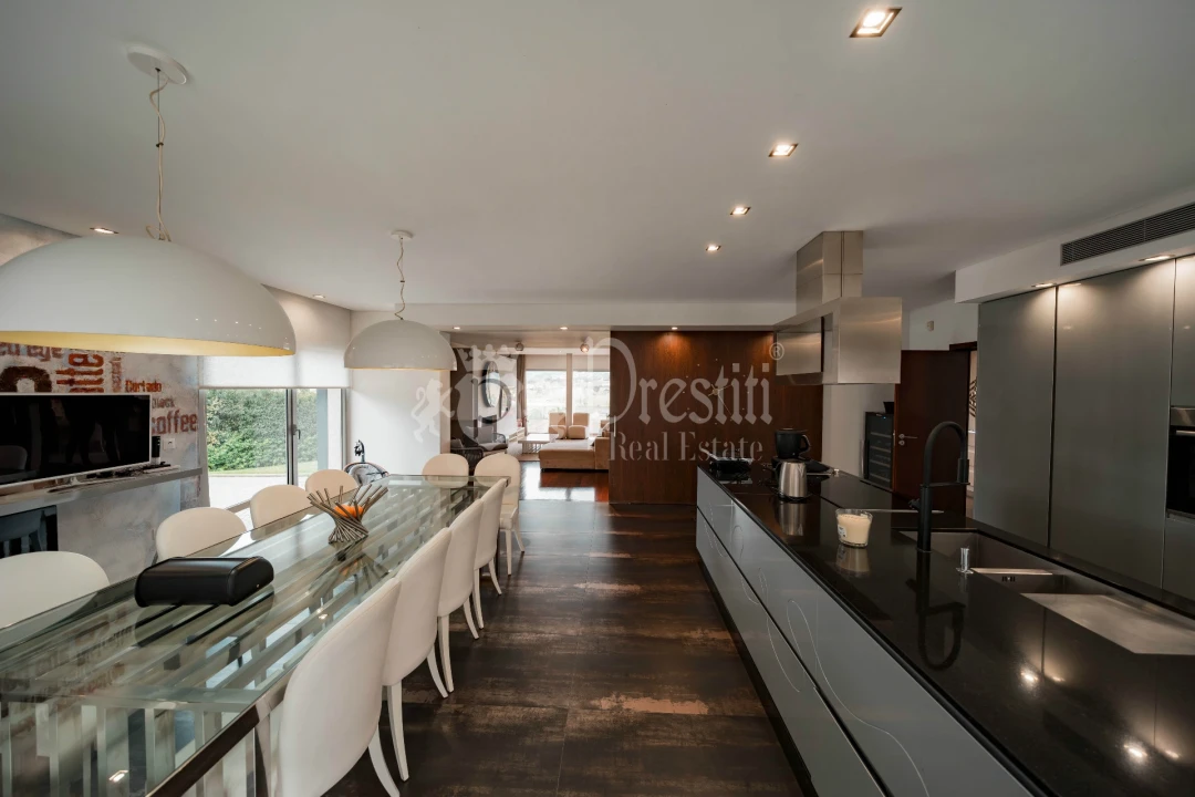 Moradia T4 para Venda em Aldão Foto 14