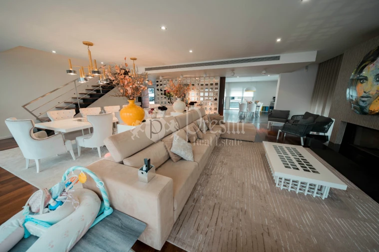 Moradia T4 para Venda em Aldão Foto 11