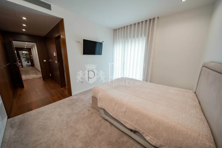 Moradia T4 para Venda em Aldão Foto 31