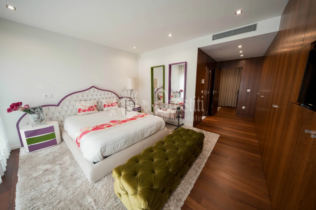 Moradia T4 para Venda em Aldão Foto 34