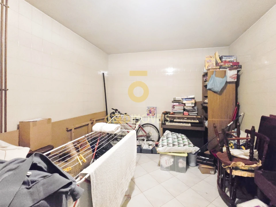 Moradia T4 para Venda em Santa Maria de Lamas Foto 11