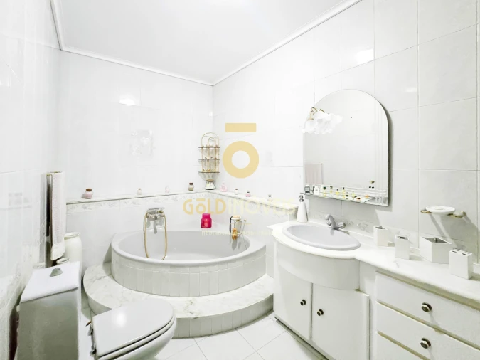 Moradia T4 para Venda em Santa Maria de Lamas Foto 20