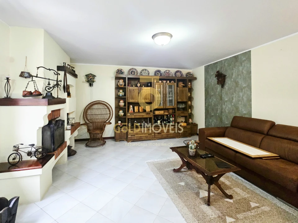 Moradia T4 para Venda em Santa Maria de Lamas Foto 6