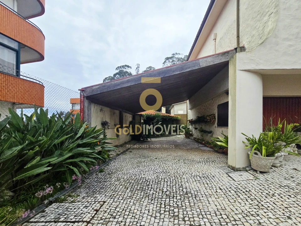 Moradia T4 para Venda em Santa Maria de Lamas Foto 28