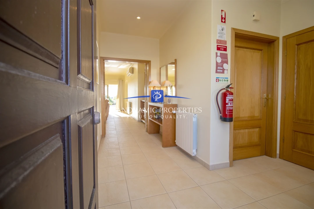 Moradia T4 para Venda em Lagoa e Carvoeiro Foto 7