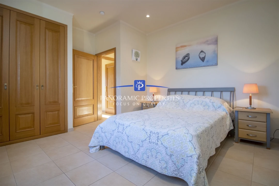 Moradia T4 para Venda em Lagoa e Carvoeiro Foto 27