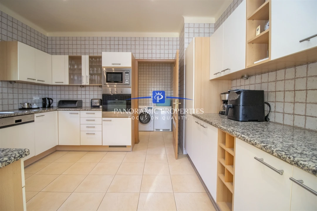 Moradia T4 para Venda em Lagoa e Carvoeiro Foto 18