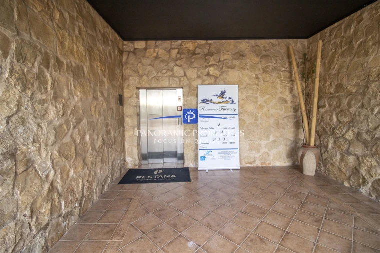 Apartamento T0 para Venda em Estômbar e Parchal Foto 17