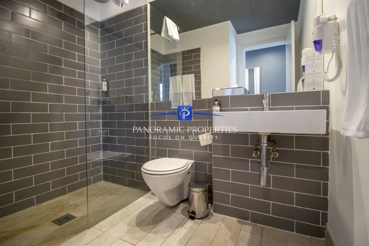 Apartamento T0 para Venda em Estômbar e Parchal Foto 10