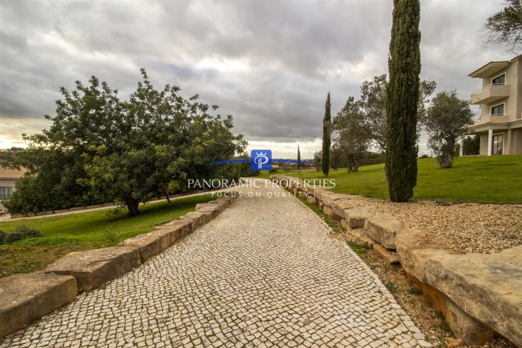 Apartamento T0 para Venda em Estômbar e Parchal Foto 29