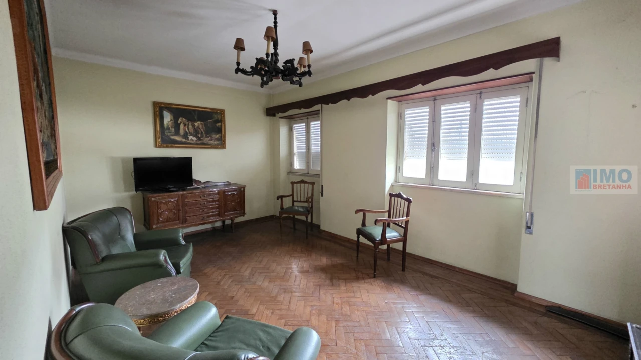 Moradia T4 para Venda em Escalos de Cima e Lousa Foto 10