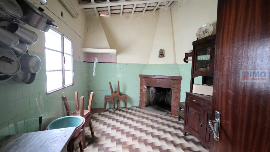 Moradia T4 para Venda em Escalos de Cima e Lousa Foto 8