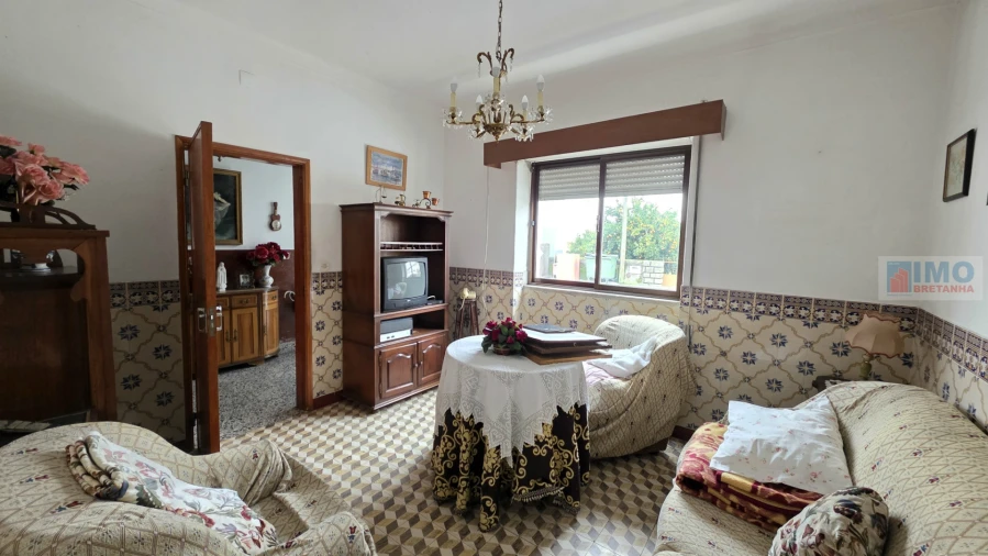 Moradia T4 para Venda em Escalos de Cima e Lousa Foto 7