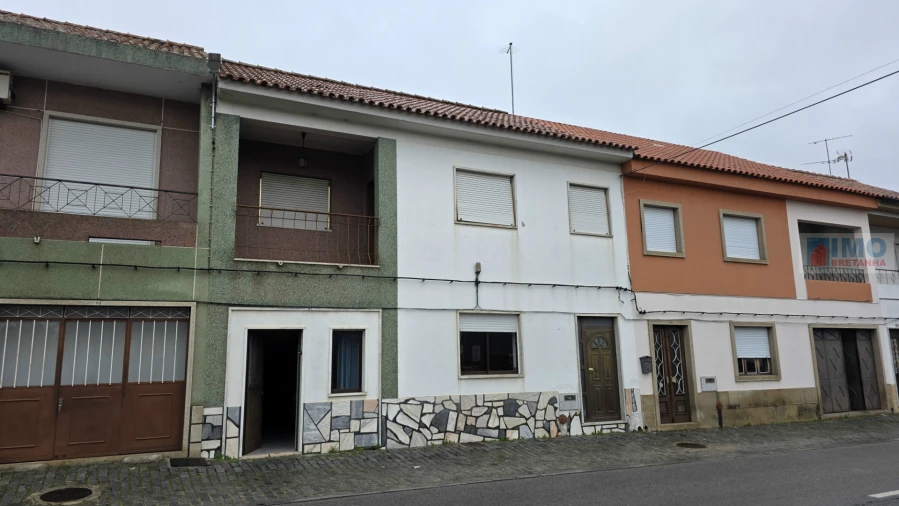 Moradia T4 para Venda em Escalos de Cima e Lousa Foto 2