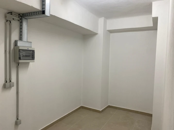 Loja para Arrendamento em Viseu Foto 7