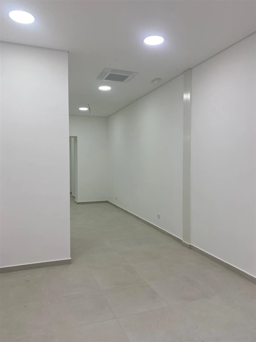 Loja para Arrendamento em Viseu Foto 3