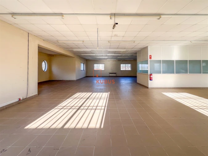 Armazém para Venda em Minde Foto 21