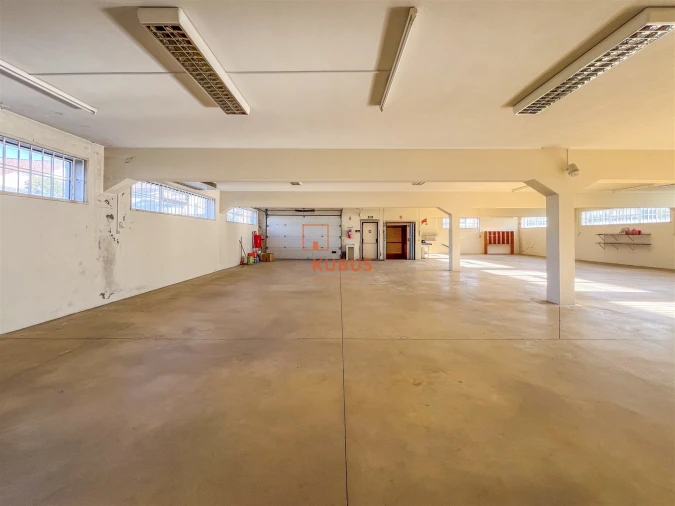 Armazém para Venda em Minde Foto 15