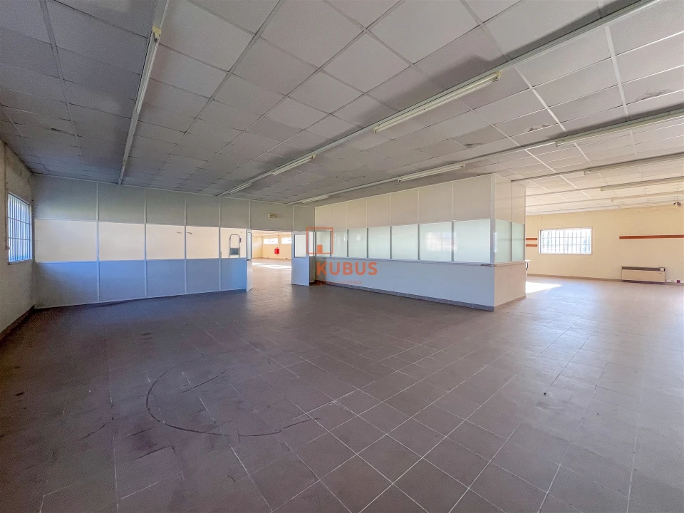 Armazém para Venda em Minde Foto 18