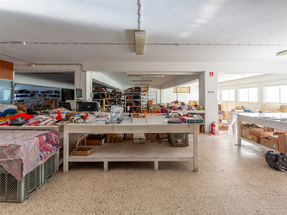 Armazém para Venda em Minde Foto 14