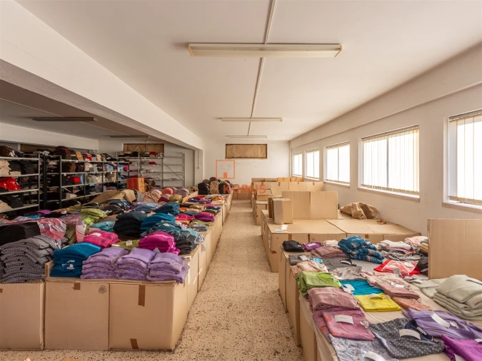Armazém para Venda em Minde Foto 12