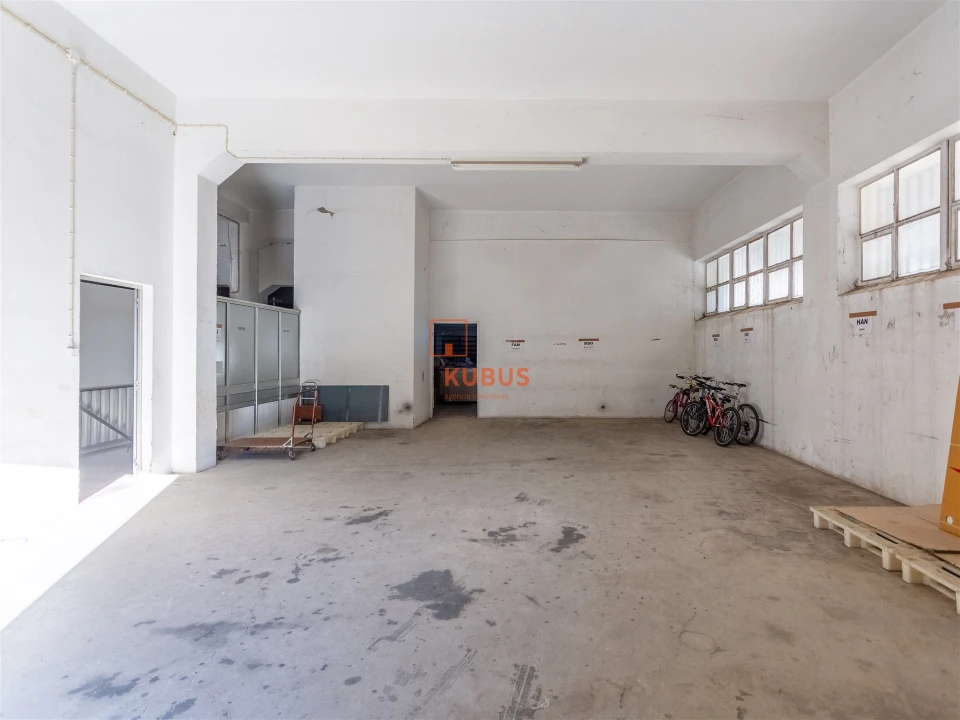 Armazém para Venda em Minde Foto 17