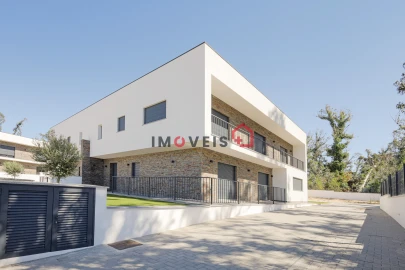 Moradia T4 para Venda em Milagres
