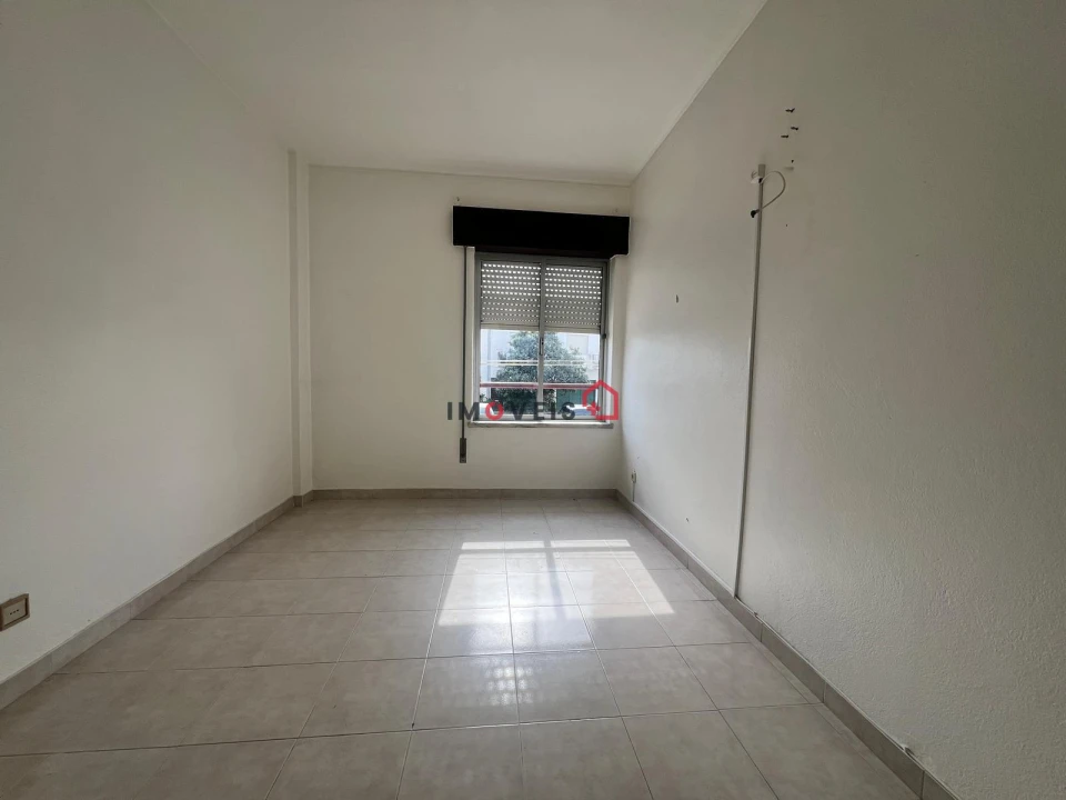 Apartamento T3 para Venda em Almeirim Foto 9