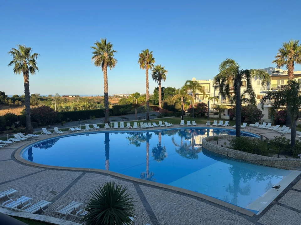 Apartamento T1 para Venda em Alvor Foto 1