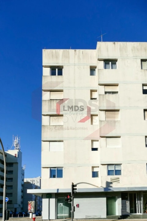 Loja para Venda em Cedofeita, Santo Ildefonso, Sé, Miragaia, São Nicolau e Vitória
