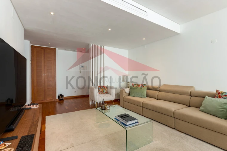 Apartamento T2 para Venda em Alverca do Ribatejo e Sobralinho Foto 8