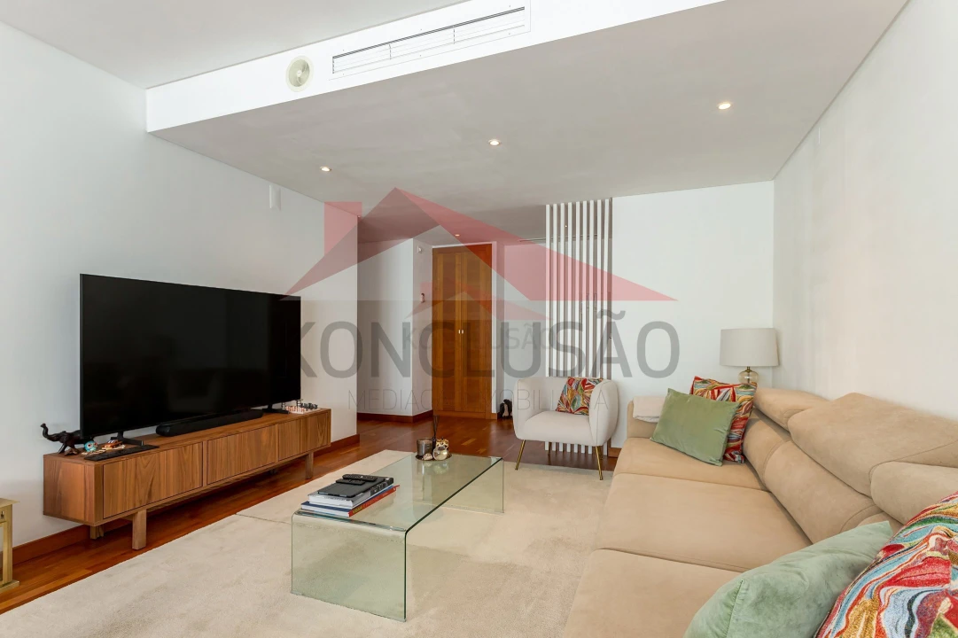 Apartamento T2 para Venda em Alverca do Ribatejo e Sobralinho Foto 7