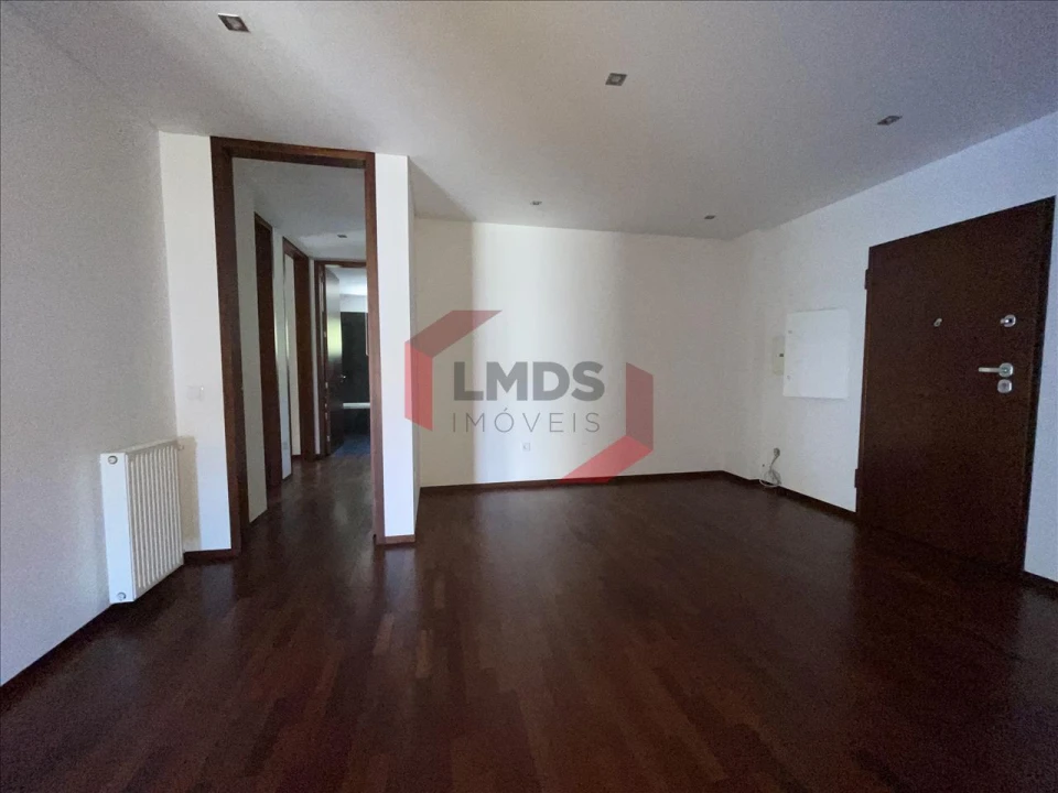 Apartamento T3 para Venda em Bonfim Foto 10