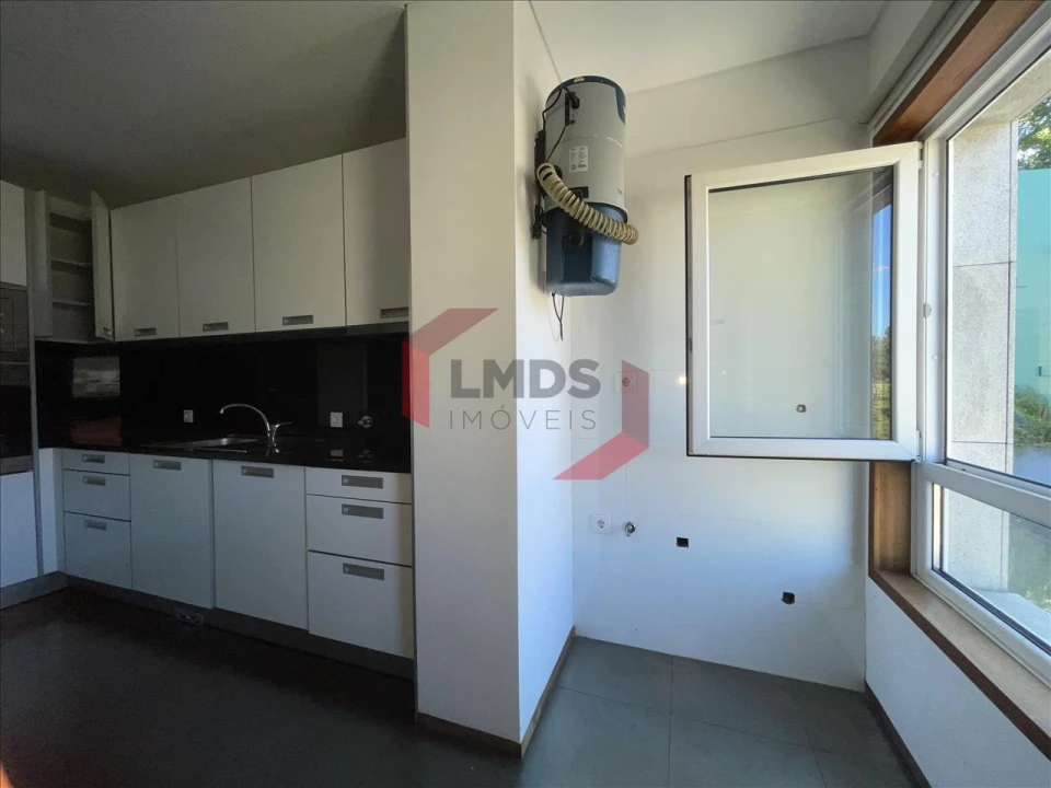 Apartamento T3 para Venda em Bonfim Foto 17