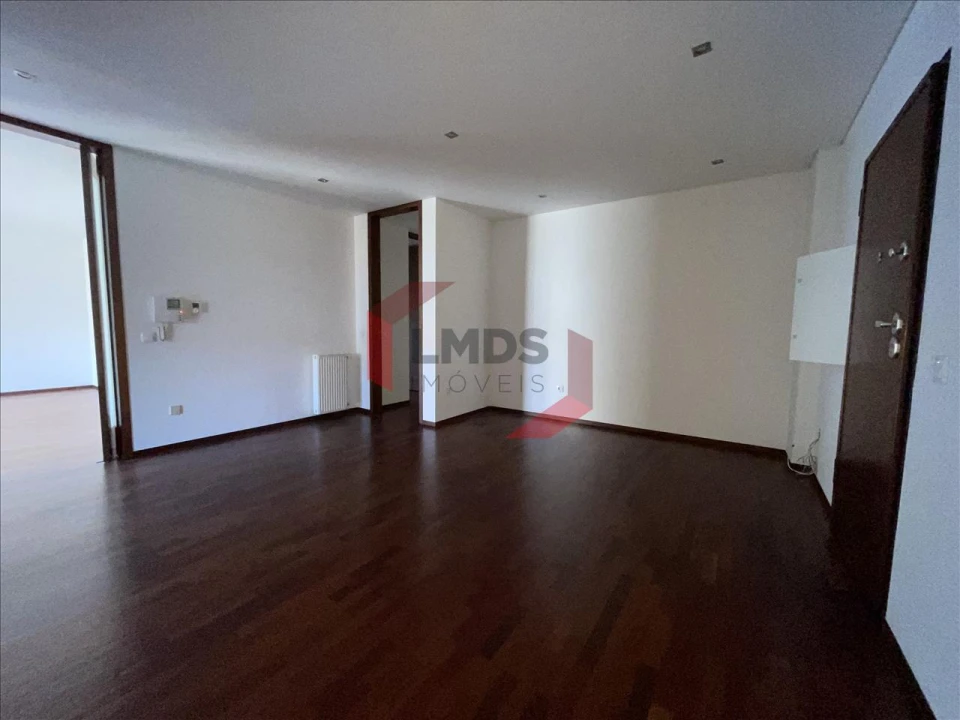 Apartamento T3 para Venda em Bonfim Foto 11